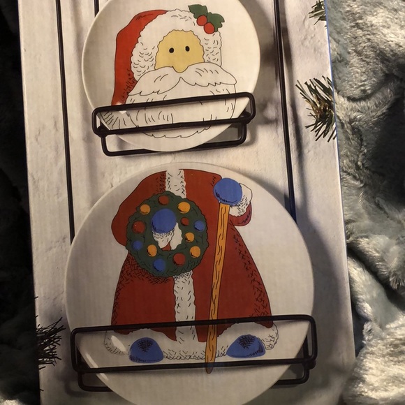 Home for the Holidays-Decorative Plate and Holder Set - Picture 3 of 3